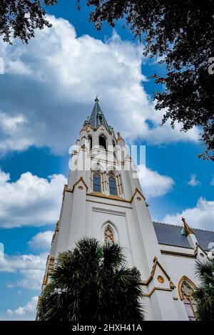 SAVANNAH, GEORGIA - 25. Oktober 2021: Savannah ist die älteste Stadt Georgiens. Von der historischen Architektur und Kirchen bis zu den Stränden von Tybee, Sav Stockfoto