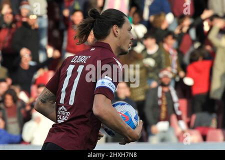 Salerno, Italien. 12. März 2022. Milan Djuric Spieler von Salernitana, während des Spiels der italienischen Serie A Meisterschaft zwischen Salernitana gegen Sassuolo, Ergebnis Finele, Salernitana 2, Sassuolo 2, Spiel im Arechi-Stadion in Salerno gespielt. Napoli, Italien, 13. März 2022. (Foto von Vincenzo Izzo/Sipa USA) Quelle: SIPA USA/Alamy Live News Stockfoto