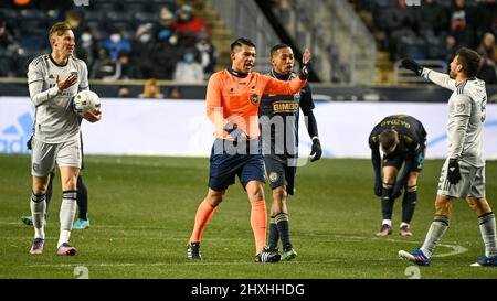 Chester, Pennsylvania, USA. 12. März 2022. 12. März 2022, Chester PA- San Jose Erdbeben Spieler streiten mit dem Schiedsrichter während des Spiels im Subaru Park (Foto: © Ricky Fitchett/ZUMA Press Wire) Stockfoto