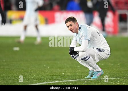 Washington, DC, USA. 12. März 2022. Der Chicago Fire Mittelfeldspieler Brian Gutiérrez (40) ruht während des MLS-Spiels zwischen dem Chicago Fire und der DC United im Audi Field in Washington, DC. Reggie Hildred/CSM/Alamy Live News Stockfoto