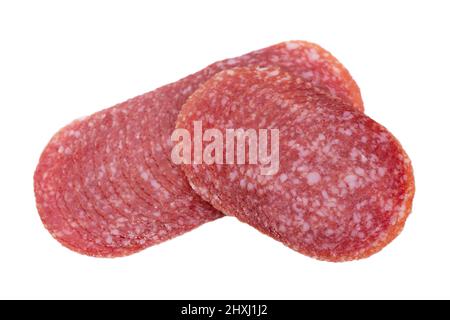 Geschnittene geräucherte Salami-Wurst isoliert auf weißem Hintergrund Stockfoto