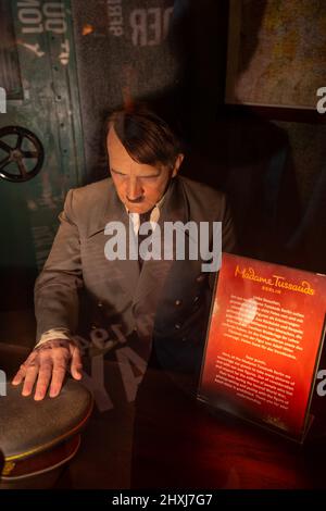 Adolf Hitler Wachsfigurenkabinett im Madame Tussauds Berlin Wachsfigurenkabinett in Berlin, Deutschland. Stockfoto