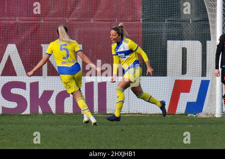 Mailand, Italien. 12. März 2022. Coppa Italia Femminile 2022Semifinale Milan-Juventus Exultanz Martina Rosuci (Foto: Andrea Amato/Pacific Press) (Foto: Andrea Amato/Pacific Press) Quelle: Pacific Press Media Production Corp./Alamy Live News Stockfoto