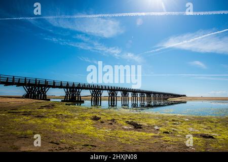 Gola Fußgängerbrücke in Isla Cristina, Huelva Stockfoto