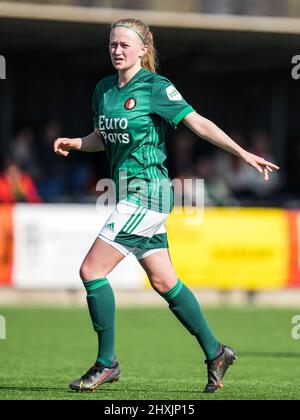 Enschede - Kim Hendriks von Feyenoord V1 während des Spiels zwischen dem FC Twente V1 gegen Feyenoord V1 auf dem Sportcampus Diekman am 13. März 2022 in Enschede, Niederlande. (Box-to-Box-Bilder/Yannick Verhoeven) Stockfoto