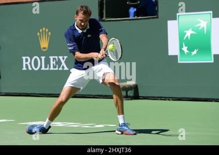 Daniil Medvedev (RUS) besiegte Tomas Machac (CZE) 6-3, 6-2, bei den BNP Paribas Open, die am 12. März 2022 im Indian Wells Tennis Garden in Indian Wells, Kalifornien, gespielt wird: © Karla Kinne/Tennisclix/CSM Stockfoto