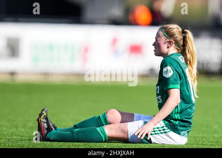 Enschede - Kim Hendriks von Feyenoord V1 während des Spiels zwischen dem FC Twente V1 gegen Feyenoord V1 auf dem Sportcampus Diekman am 13. März 2022 in Enschede, Niederlande. (Box-to-Box-Bilder/Yannick Verhoeven) Stockfoto