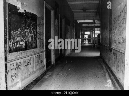 Graffiti am Bahnhof Heaton, Newcastle upon Tyne, England, 10.. Juli 1977. Stockfoto