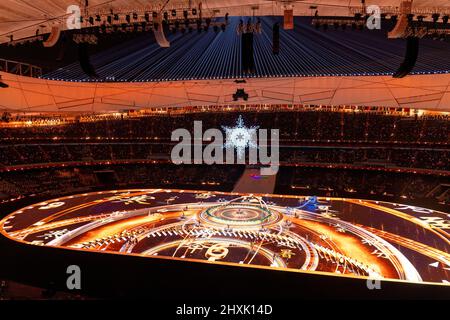 Peking, China. 13. März 2022. Paralympics: Abschlussfeier im Olympiastadion „Vogelnest“. Die Abschlusszeremonie markiert das Ende der Winter-Paralympics in Chinas Hauptstadt Peking. Quelle: Jens Büttner/dpa-Zentralbild/dpa/Alamy Live News Stockfoto