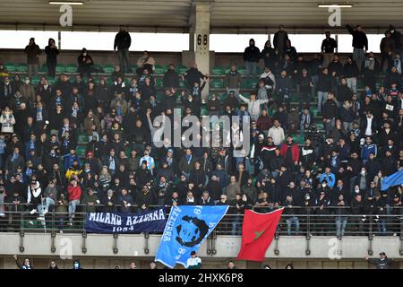 Verona, Italien. 13. März 2022. Marcantonio Bentegodi Stadium, Verona, Italien, 13. März 2022, napoli-Fans während des Spiels von Hellas Verona FC gegen SSC Napoli - italienische Fußballserie A Credit: Live Media Publishing Group/Alamy Live News Stockfoto