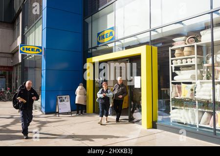 IKEA Hammersmith, Livat, Kings Mall Shopping Centre, King Street, Hammersmith, West London, W6, England, Großbritannien Stockfoto