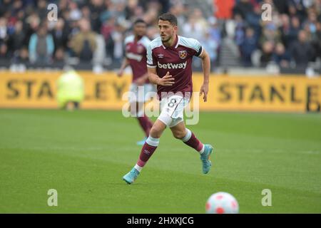 London, Großbritannien. 13. März 2022. Pablo Fornals von West Ham Utd beim Spiel der West Ham gegen die Aston Villa Premier League im London Stadium Stratford. Quelle: MARTIN DALTON/Alamy Live News Stockfoto