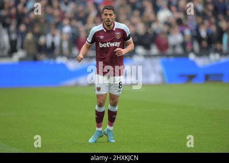 London, Großbritannien. 13. März 2022. Pablo Fornals von West Ham Utd beim Spiel der West Ham gegen die Aston Villa Premier League im London Stadium Stratford. Quelle: MARTIN DALTON/Alamy Live News Stockfoto