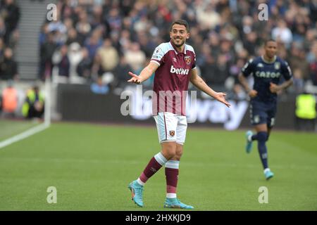 London, Großbritannien. 13. März 2022. Pablo Fornals von West Ham Utd beim Spiel der West Ham gegen die Aston Villa Premier League im London Stadium Stratford. Quelle: MARTIN DALTON/Alamy Live News Stockfoto