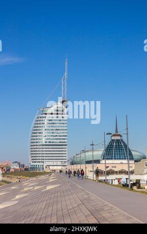 Moderne Architektur an der Deichpromenade in Bremerhaven Stockfoto