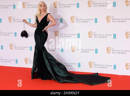 London, Großbritannien. 12. März 2022. 12.. März 2022. London, Großbritannien. Lady Gaga bei der Ankunft bei den EE British Academy Film Awards, Royal Albert Hall, London. Quelle: Doug Peters/Alamy Live News Stockfoto