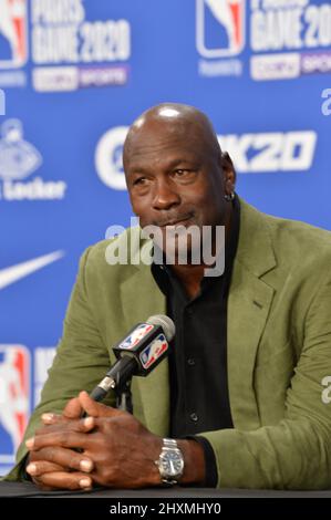 Michael Jordan nimmt an einer Pressekonferenz Teil Stockfoto