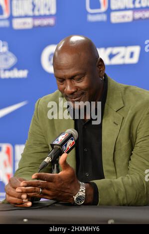 Michael Jordan nimmt an einer Pressekonferenz Teil Stockfoto