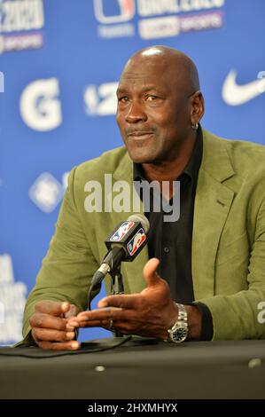 Michael Jordan nimmt an einer Pressekonferenz Teil Stockfoto