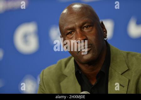 Michael Jordan nimmt an einer Pressekonferenz Teil Stockfoto