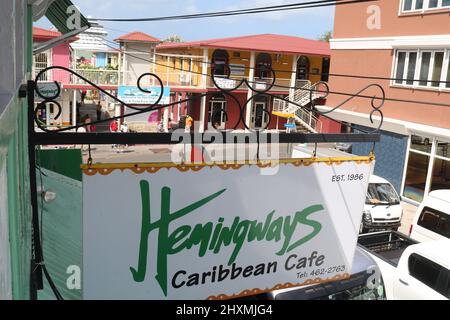 Schild für Hemingways Caribbean Cafe in St. John's Antigua und Barbuda Stockfoto