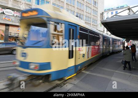 Lokalbahn Wien-Baden (Badner Bahn), Niederösterreich, Wien - Lokalbahn Wien-Baden (Badner Bahn), Niederösterreich, Wien Stockfoto