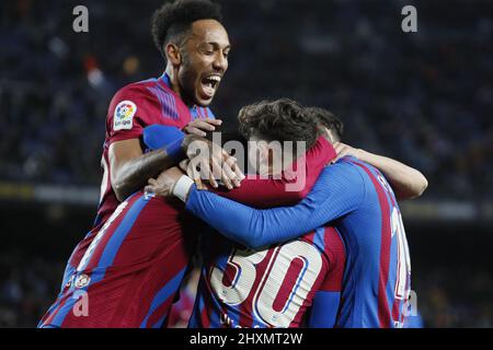 Barcelona, Spanien. 13. März 2022. Barcelona Spieler feiern das Tor während des LaLiga Santander Spiels zwischen Barcelona und Osasuna im Camp Nou Stadion in Barcelona, Spanien. Rafa Huerta/SPP Credit: SPP Sport Press Photo. /Alamy Live News Stockfoto