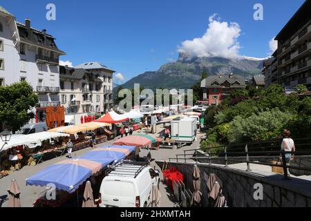 Marché. Saint-Gervais-les-Bains. Haute-Savoie. Auvergne-Rhône-Alpes. Frankreich Stockfoto