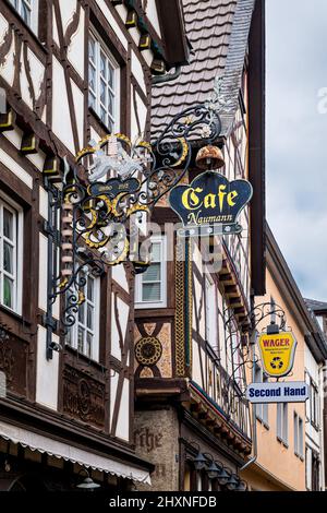 Linz am Rhein, Deutschland - 12.03.2022: Meisterwerke deutscher Fachwerkhäuser Stockfoto