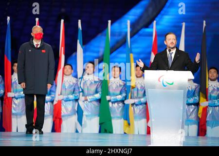 (L-R) Präsident von BOCOG Cai Qi, IPCPräsident von IPC Andrew Parsons, 13. MÄRZ 2022: Abschlusszeremonie der Paralympischen Winterspiele 2022 in Peking im Nationalstadion in Peking, China. Kredit: MA SPORT/AFLO/Alamy Live Nachrichten Stockfoto