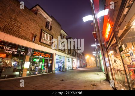 Friary Street bei Nacht Guildford Surrey England Europa Stockfoto