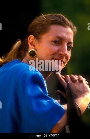 Caryl Churchill zu Hause in London 1988 Stockfoto