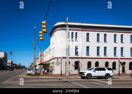 Selma, Alabama, USA-1. März 2022: Selma Interpretive Center in der historischen Innenstadt Selma ist Teil des Selma to Montgomery National Historic Trail wit Stockfoto