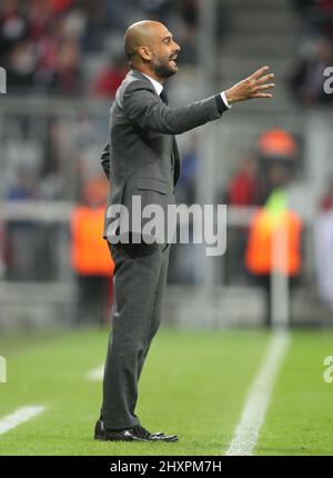 Trainer Pep Josep Guardiola FC Bayern MŸnchen Münchner UEFA-Champions-League Saison 2013/2014: FC Bayern MŸnchen gegen PFC ZSKA Moskva Moskau © diebilderwelt / Alamy Stock Stockfoto