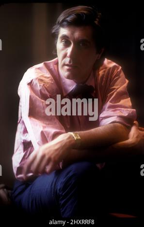 Bryan Ferry zu Hause in London 1982 Stockfoto