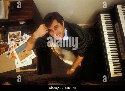 Bryan Ferry zu Hause in London 1982 Stockfoto