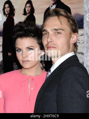 Ginnifer Goodwin und Joey Kern bei der Premiere der „Big Love“-Saison 5 von HBO in der Directors Guild of America, Los Angeles. Stockfoto