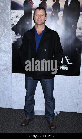 Grant Show bei der Premiere der „Big Love“-Saison 5 von HBO in der Directors Guild of America, Los Angeles. Stockfoto