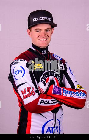 MANCHESTER, GROSSBRITANNIEN. MÄR 14. Brady Kurtz - Belle Vue 'ATPI' Aces während des Belle Vue Speedway Media Day im National Speedway Stadium, Manchester, Montag, 14.. März 2022. (Kredit: Ian Charles | MI News) Stockfoto