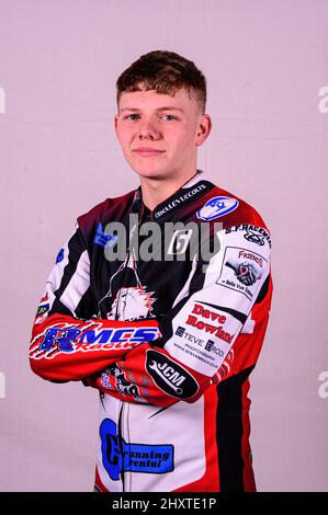 MANCHESTER, GROSSBRITANNIEN. MÄR 14. Archie Freeman - Belle Vue „Cool Running“ Colts während des Belle Vue Speedway Media Day im National Speedway Stadium, Manchester, Montag, 14.. März 2022. (Kredit: Ian Charles | MI News) Stockfoto