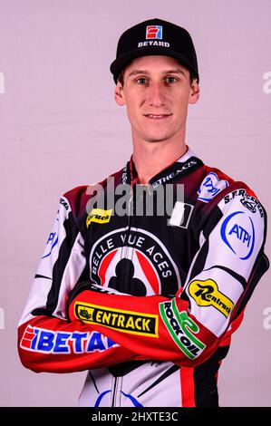 MANCHESTER, GROSSBRITANNIEN. MÄR 14. Max Fricke - Belle Vue 'ATPI' Aces während des Belle Vue Speedway Media Day im National Speedway Stadium, Manchester, Montag, 14.. März 2022. (Kredit: Ian Charles | MI News) Stockfoto