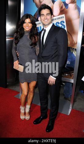 Rachel Smith und Tyler Hoechlin bei der Premiere von „Hall Pass“ im ArcLight Cinemas, Los Angeles. Stockfoto