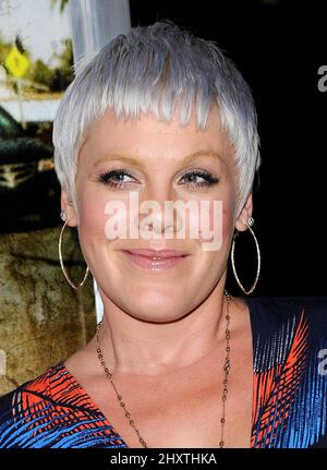 Pink bei der Premiere von „The Lincoln Lawyer“ in Los Angeles im Arclight Cinemas, 10. März 2011. Stockfoto