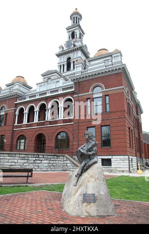 Statue von Dolly Parton im Sevier County Courthouse, Tennessee Stockfoto