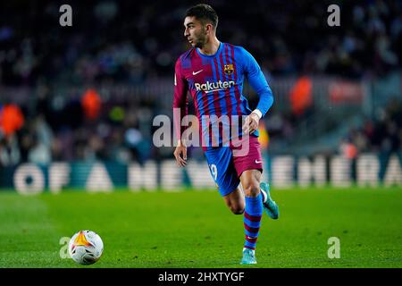 Barcelona, Spanien. 13. März 2022. Ferran Torres vom FC Barcelona während des La Liga-Spiels zwischen dem FC Barcelona und CA Osasuna spielte am 13. März 2022 im Camp Nou Stadium in Barcelona, Spanien. (Foto von Sergio Ruiz/PRESSINPHOTO) Quelle: PRESSINPHOTO SPORTS AGENCY/Alamy Live News Stockfoto