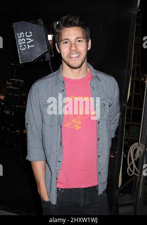 Scott Clifton bei der kühnen und schönen Feier für ihre tagsüber nominierten Emmy-Nominierungen auf der Bühne 31 in den CBS Television Studios, Burbank. Stockfoto