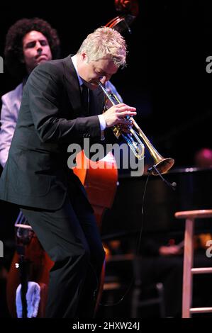 Chris Botti spielt live im Durham Performing Arts Center, North Carolina Stockfoto