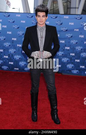 Adam Lambert während des American Idol Grand Finale 2011 im Nokia Theater L.A. Live, Kalifornien Stockfoto