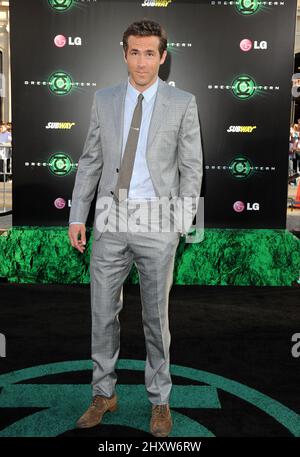 Ryan Reynolds bei der Los Angeles-Weltpremiere von „Green Lantern“ von Warner Bros. Picturs im Grauman's Chinese Theatre in Los Angeles, USA. Stockfoto