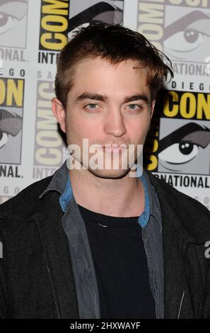 Robert Pattinson nimmt an der Podiumsdiskussionfür die Twilight Saga: Breaking Dawn, Teil 1 auf der Comic-Con International 2011 im San Diego Convention Center am Donnerstag, den 21. Juli 2011 in San Diego, Kalifornien, Teil. Stockfoto